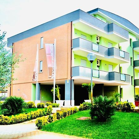 Isa Residence Fiumicino Airport Экстерьер фото