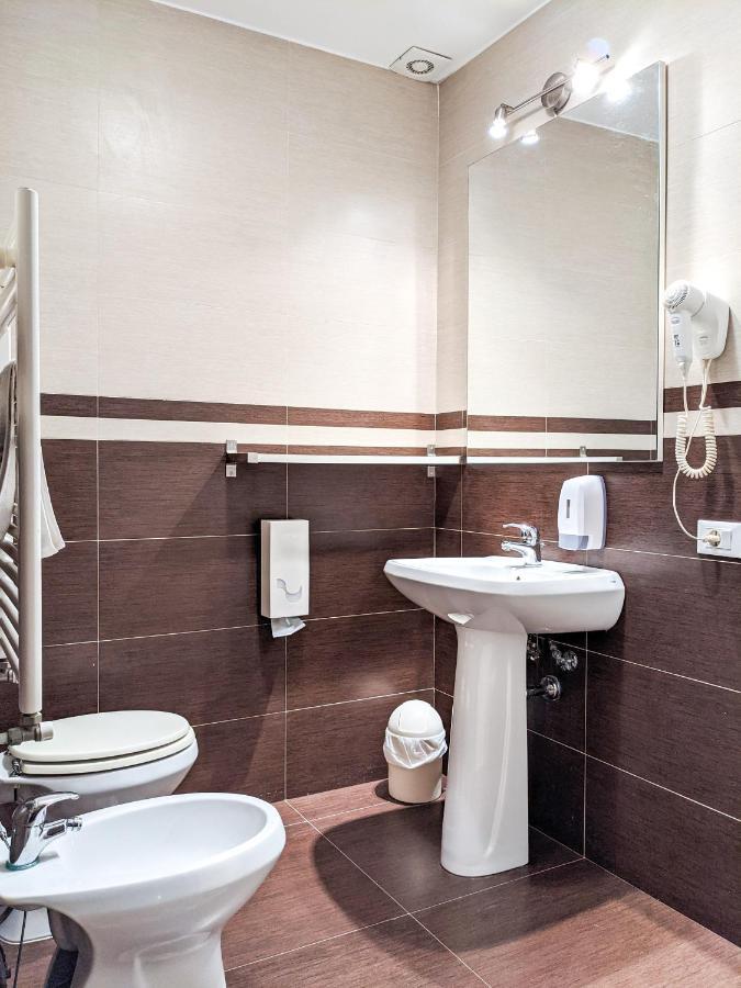 Isa Residence Fiumicino Airport Экстерьер фото